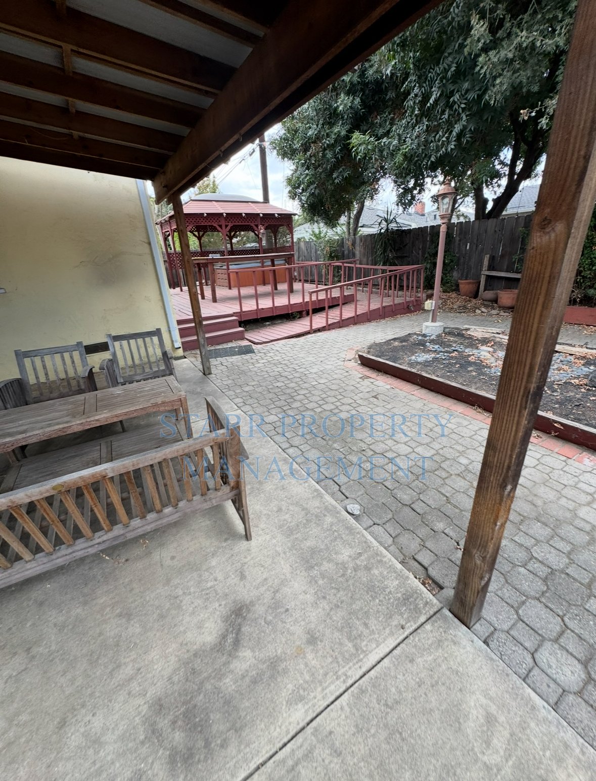 141 W McKenzie Ave property image