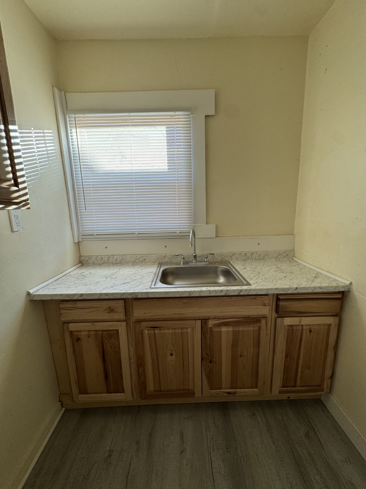 12 property image