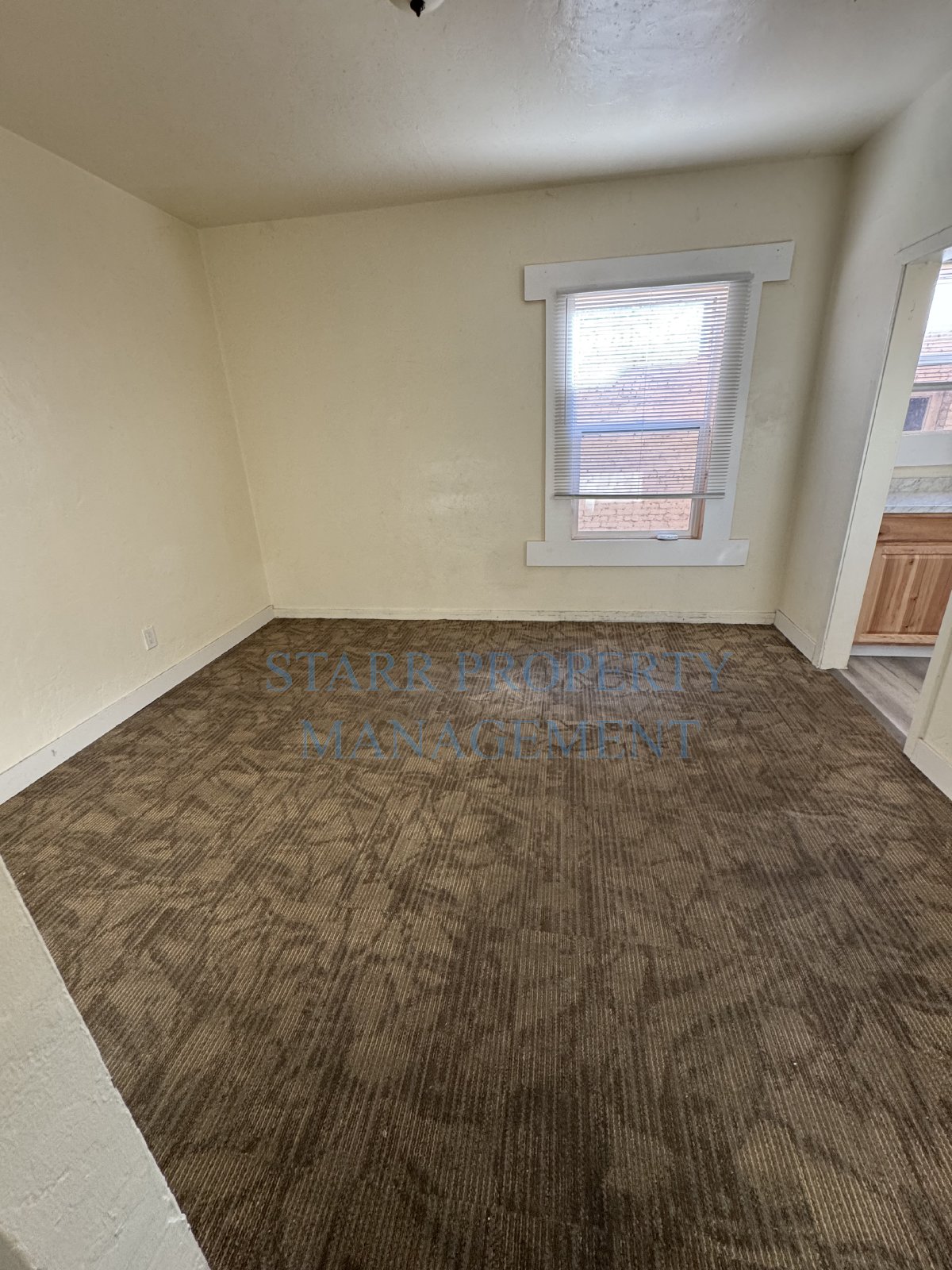 13 property image