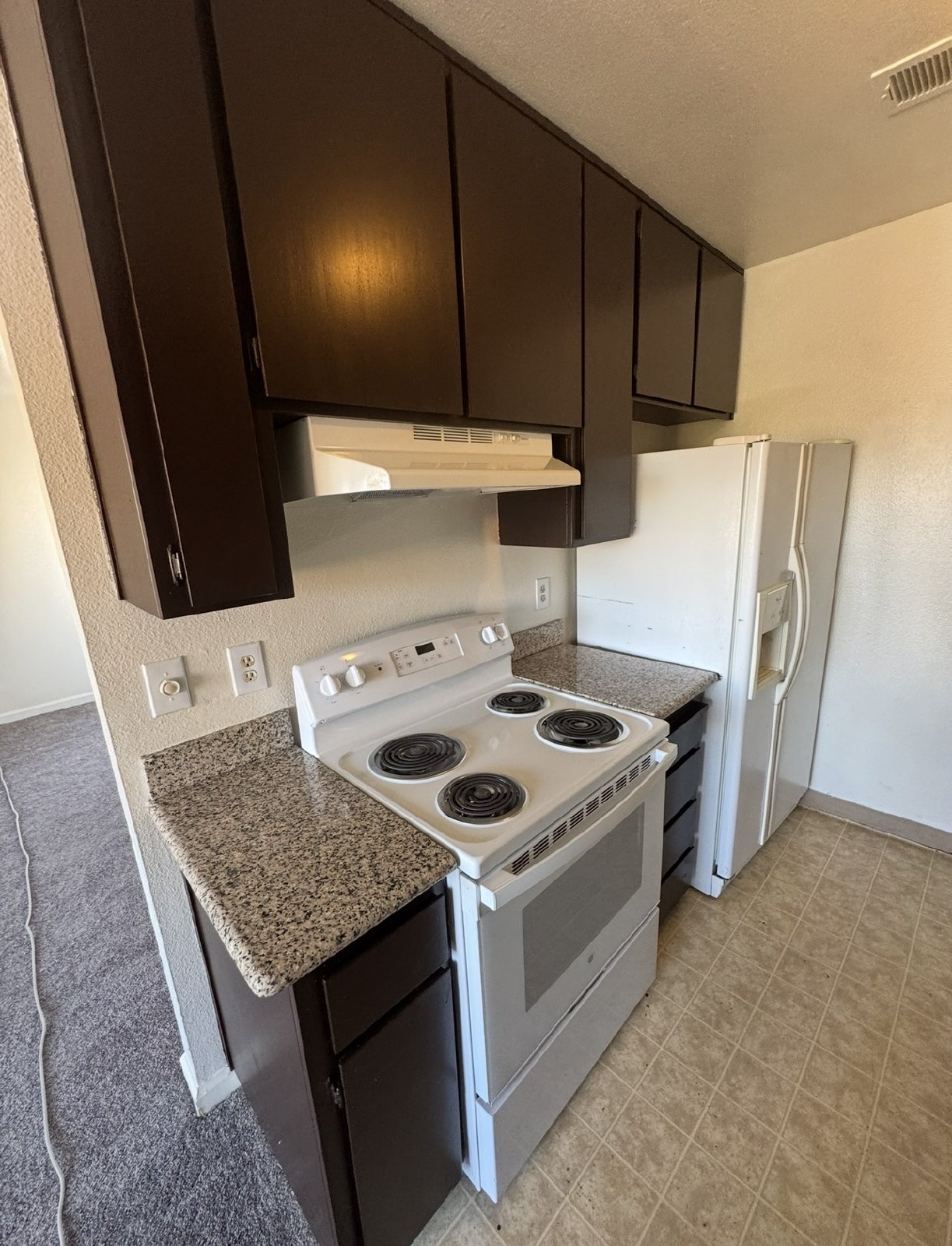 2452 Burlington property image