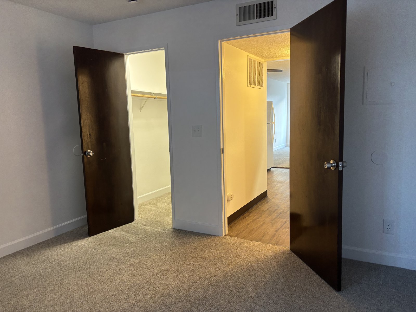 Unit 14 property image
