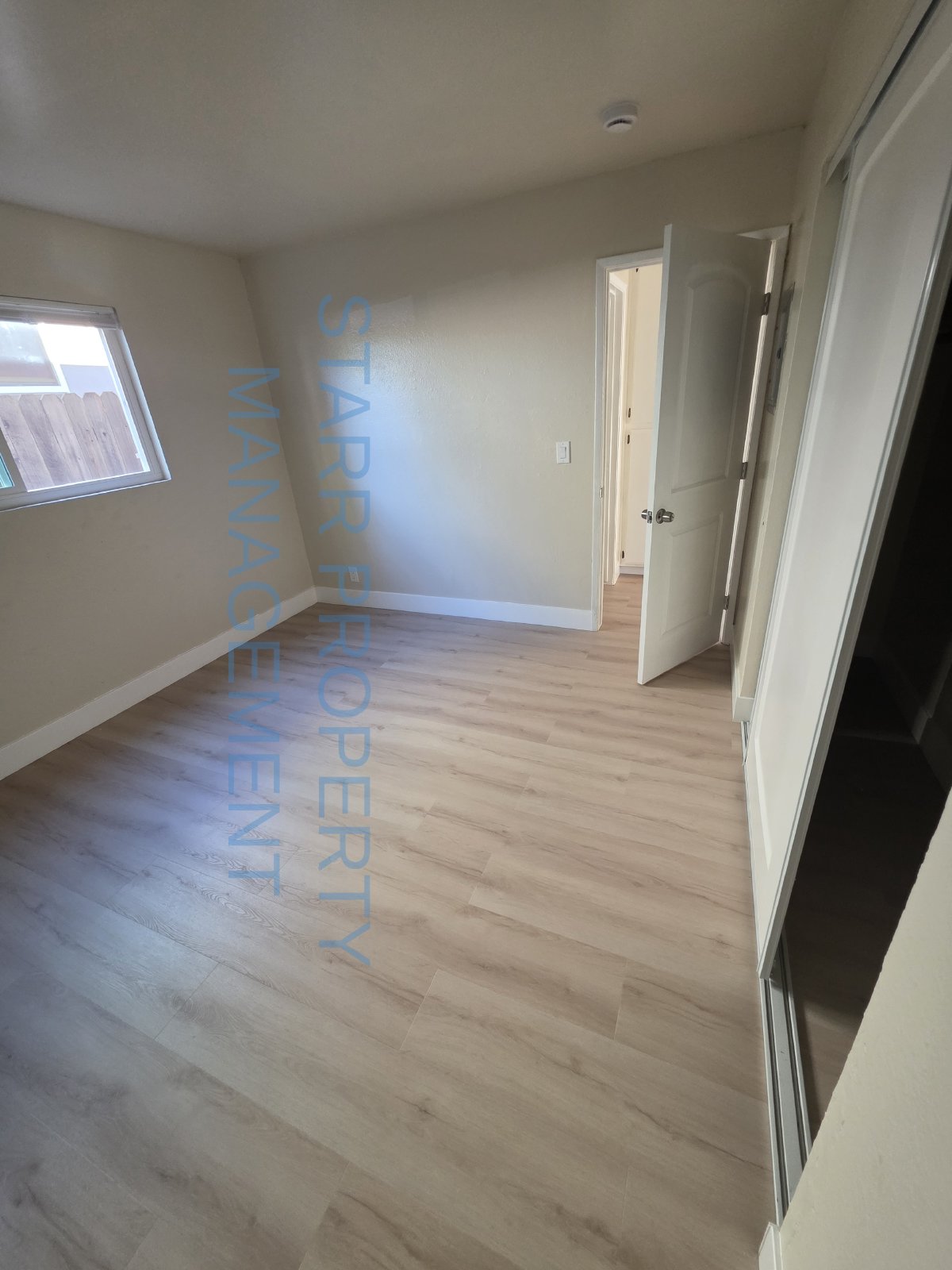 208 E Vine Street #2B property image