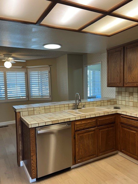 2 Dumfries Court property image